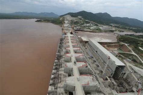 Le Débat sur l'Aménagement du Grand Renaissance Dam: Controverse Hydropolitique et Espoirs de Développement en Éthiopie